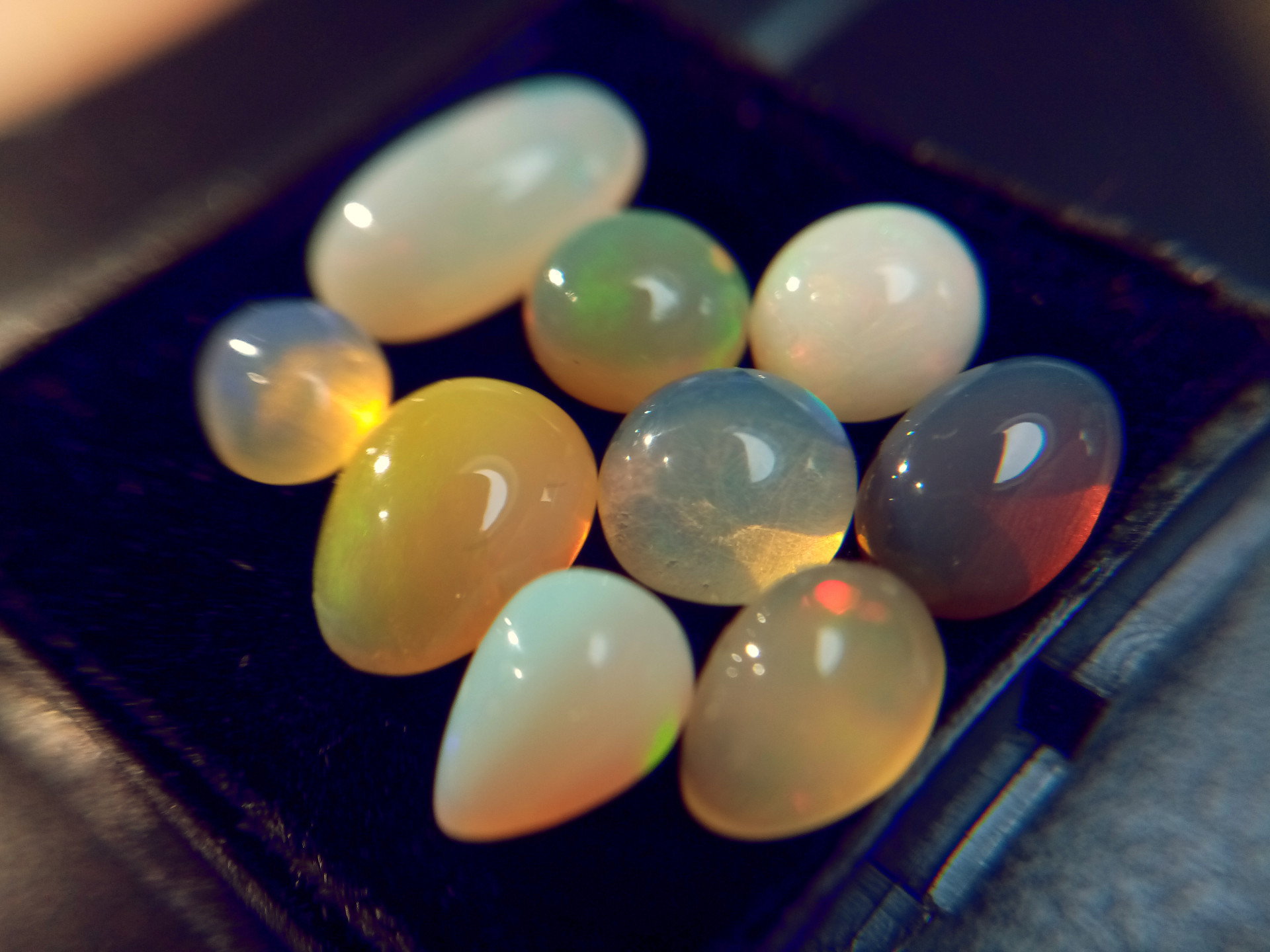 cabochons.jpg