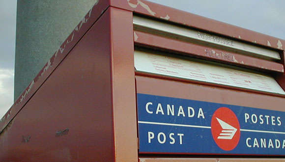 canada-post-box1.jpg