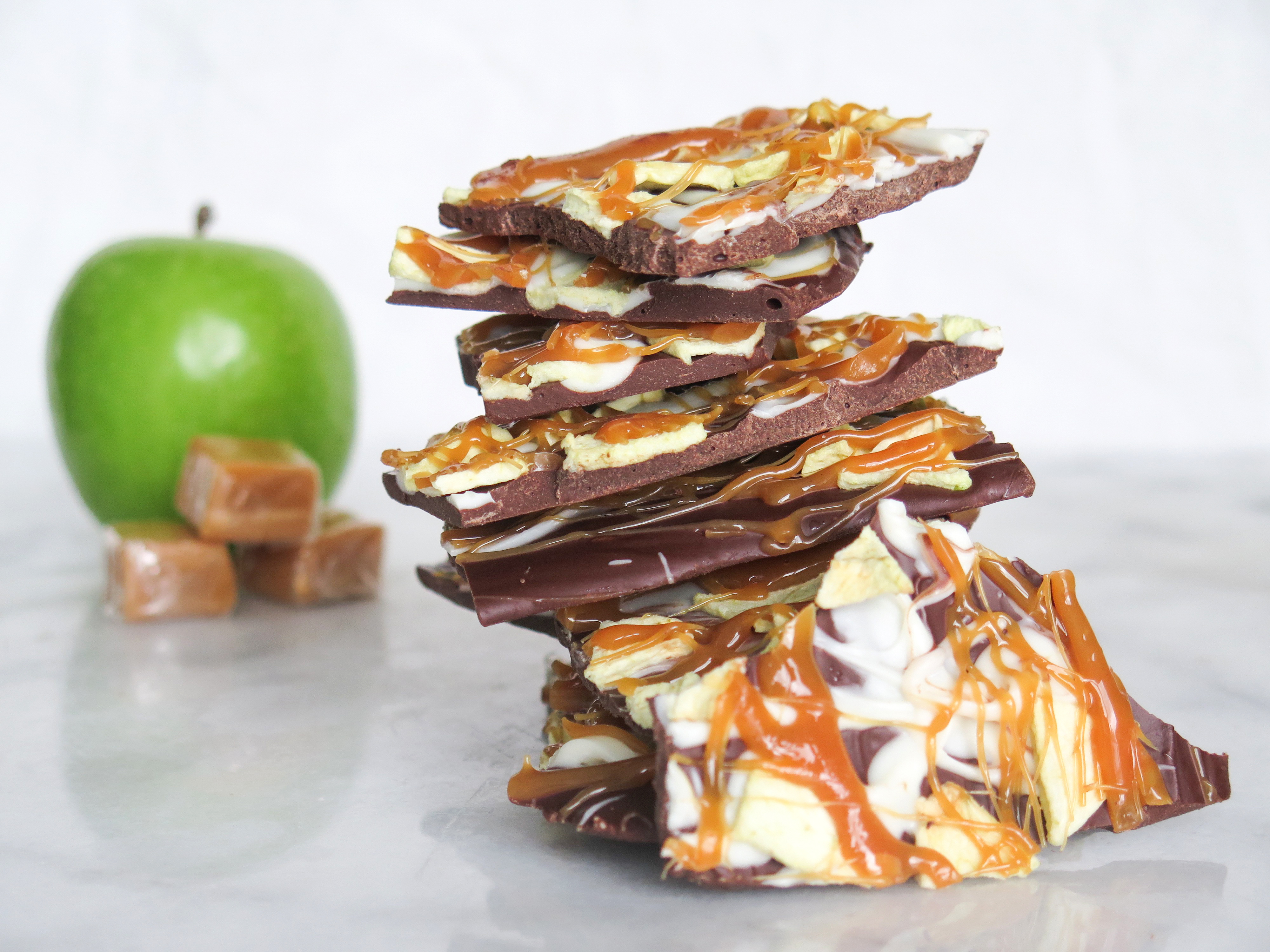 caramel apple bark-14.jpg