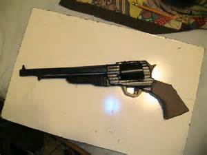 card board gun 2.jpg