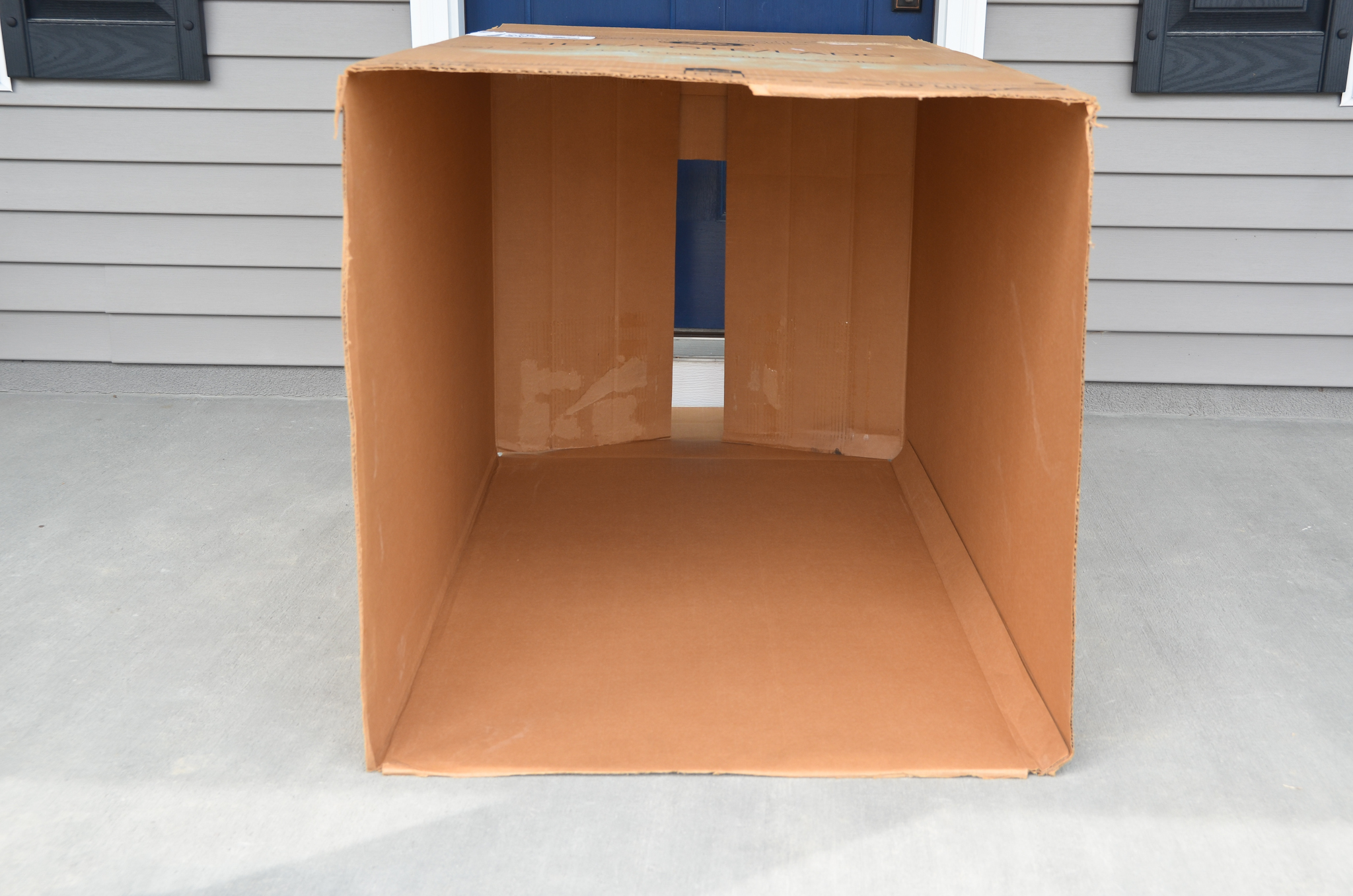 cardboard-box-playhouse-2.jpg