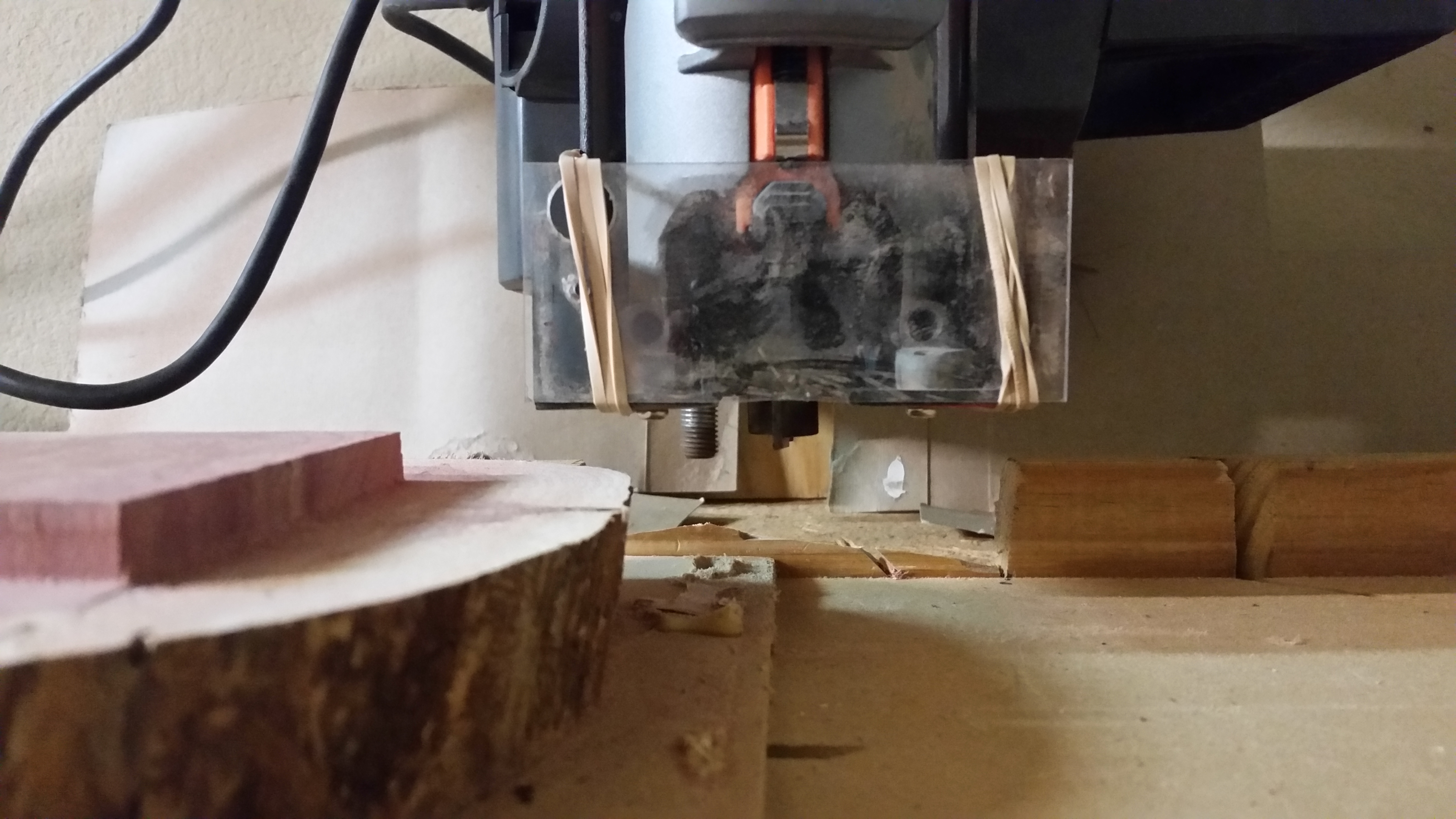 cedar - across face - right - face into router.jpg