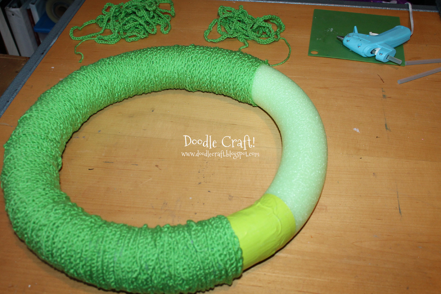 chain stitch covered wreath form stitching crochet.jpg