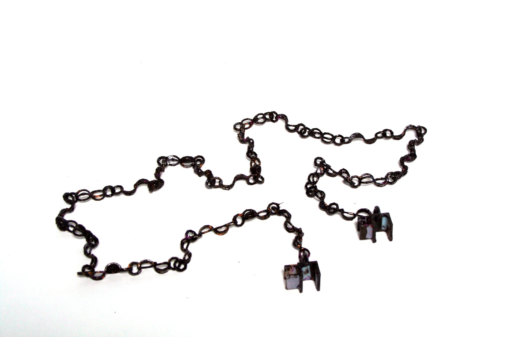 chain2.jpg