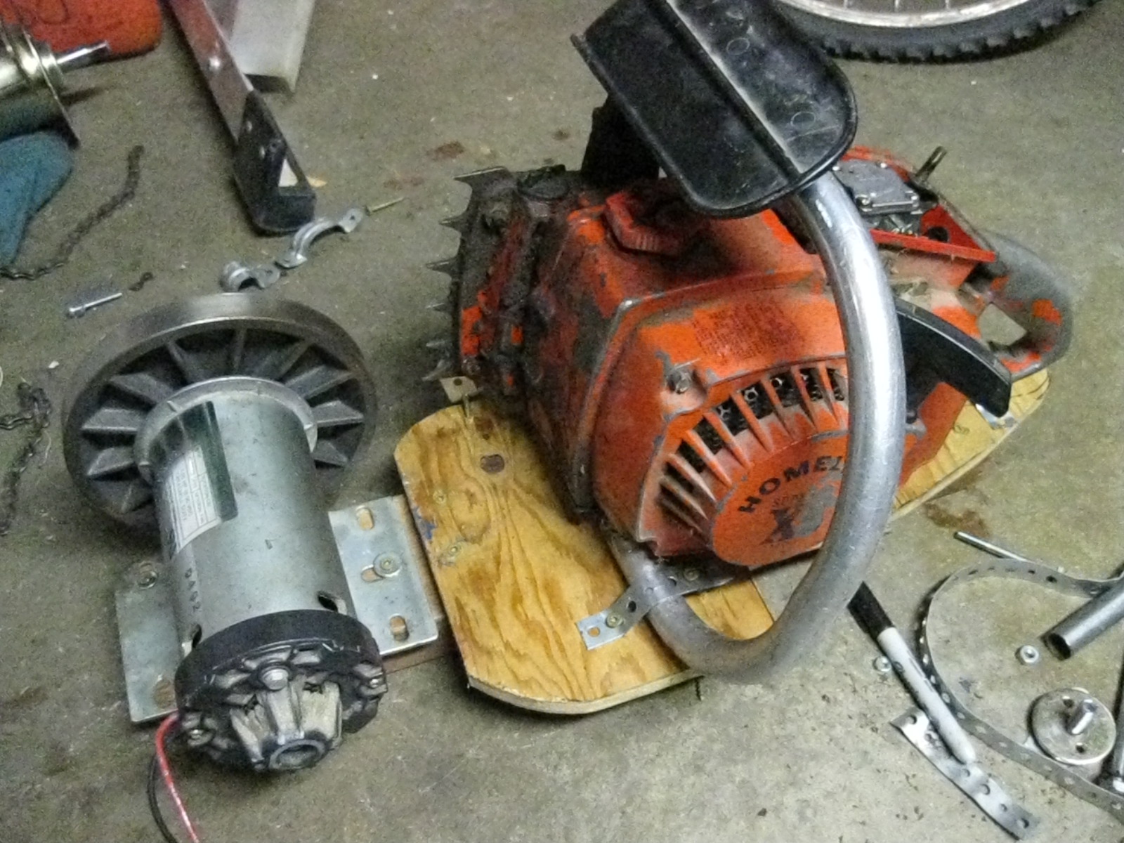 chainsaw engine light 077.jpg