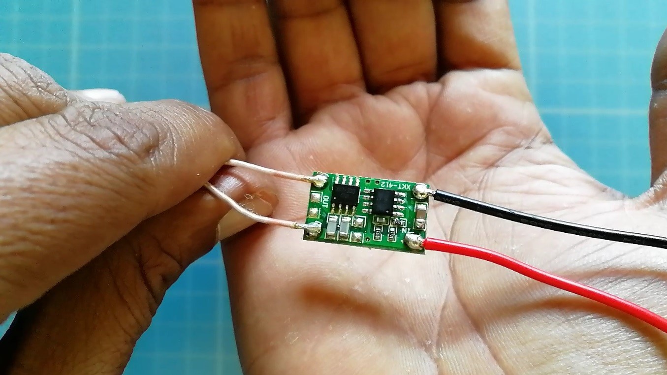 charge module to charge batteries of powerbank wirelessly tx board.jpg