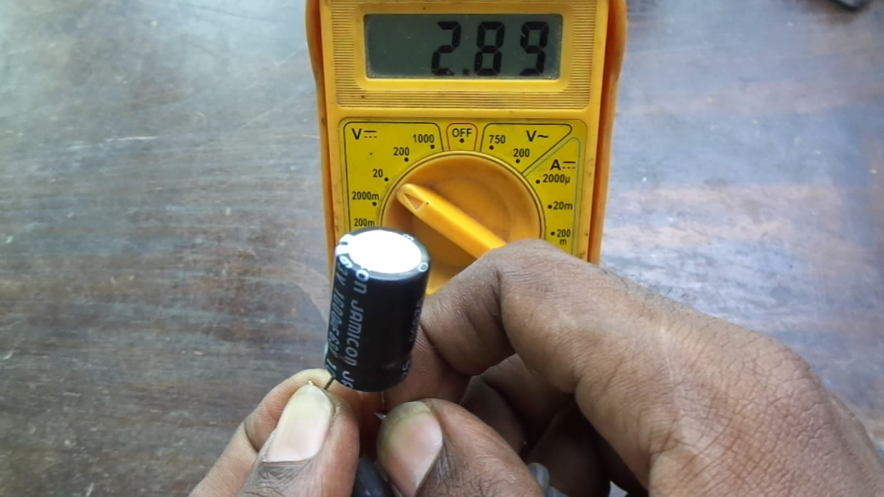 charging capacitor using multimeter - 2.jpg