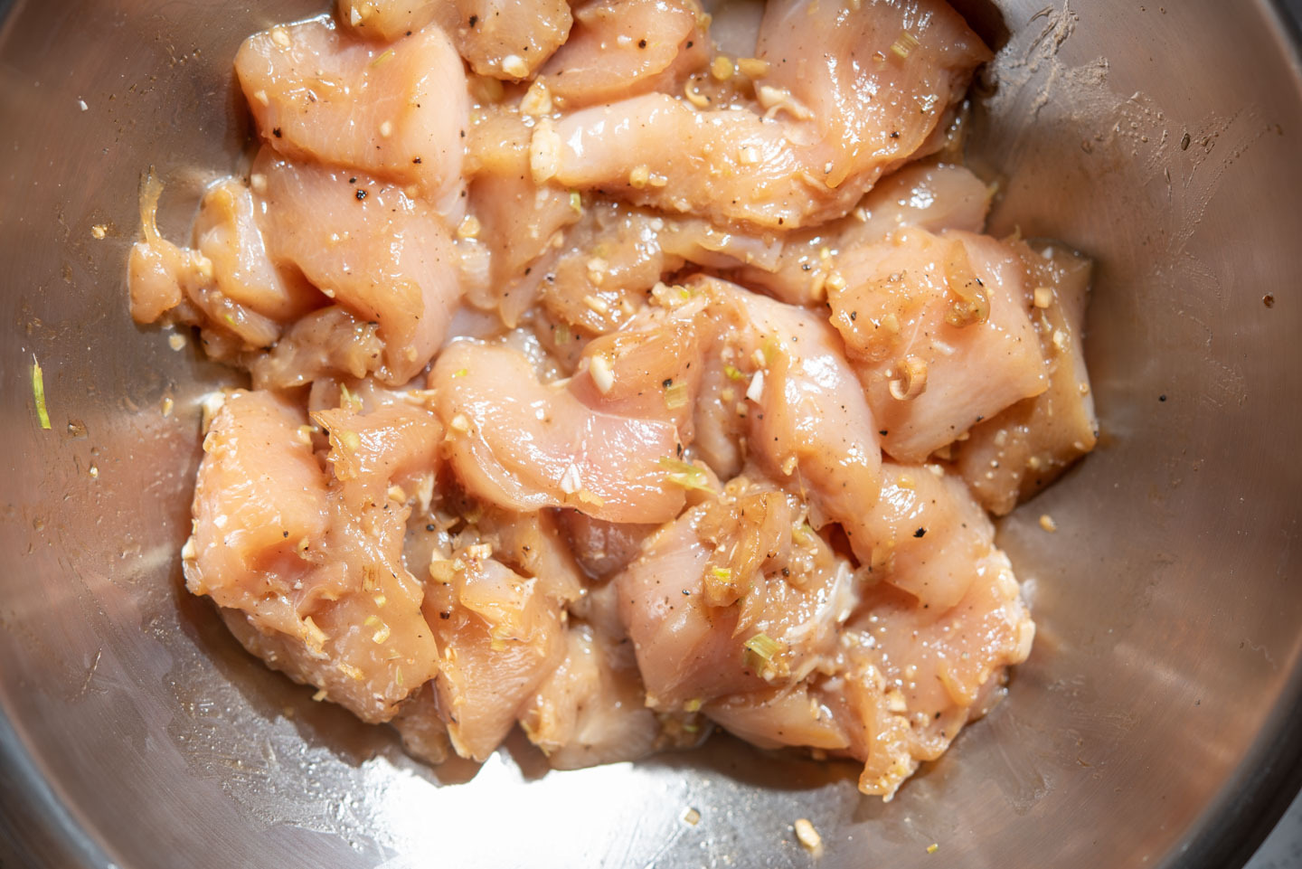 chicken in a bowl with lemongrass marinade.jpg