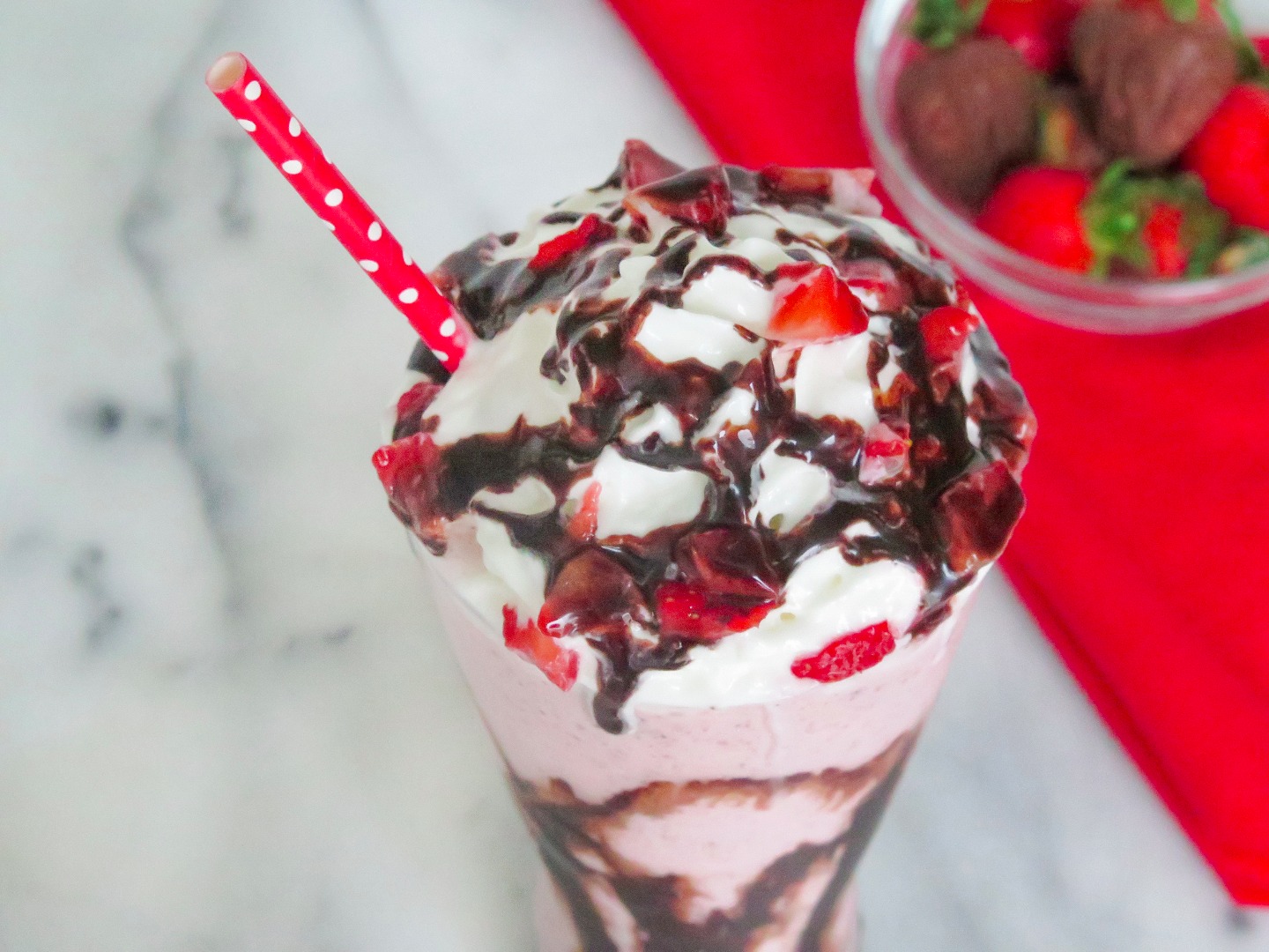 choco strawberry frappe-11.jpg