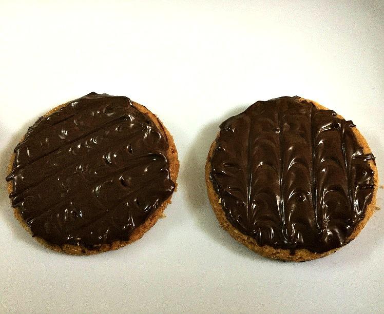 chocoalte digestive biscuit 1.jpg