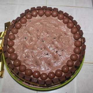 chocolate cake.jpg