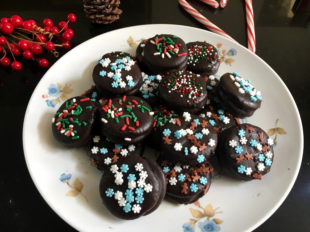 chocolate covered sandwich cookies 2a.jpg