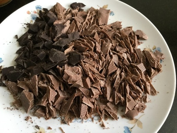 chopped-chocolate.jpg