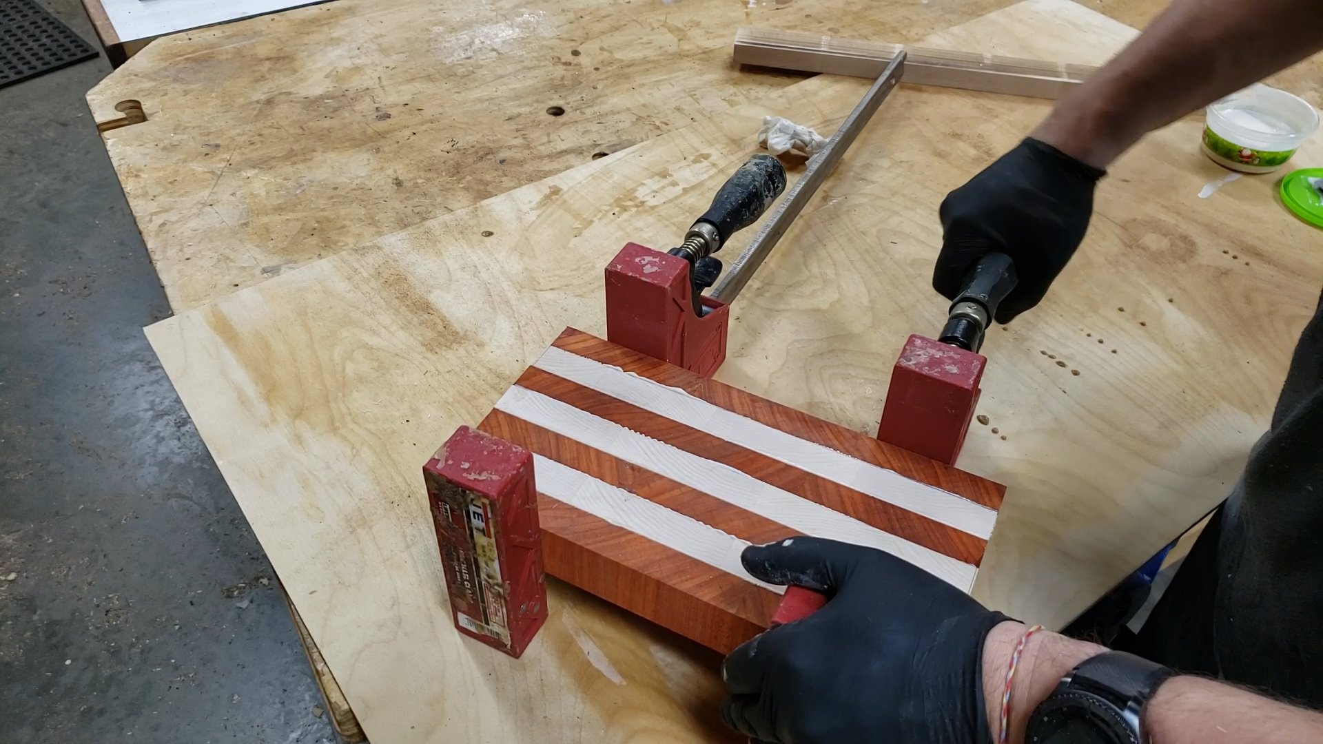 clamping the striped segments.bmp