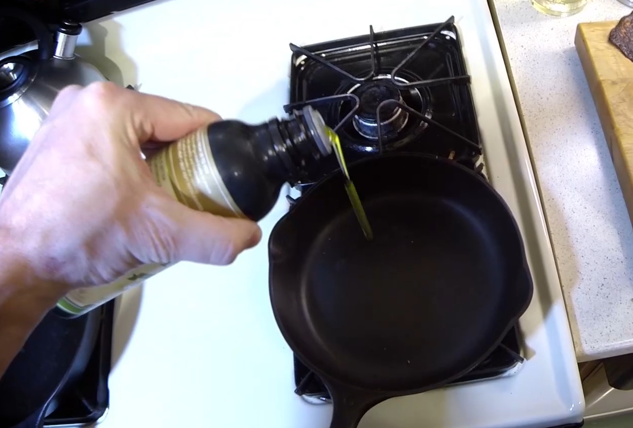 clean-cast-iron-final.mp4 2014-04-02 17-57-50 2014-04-02 17-57-52.jpg