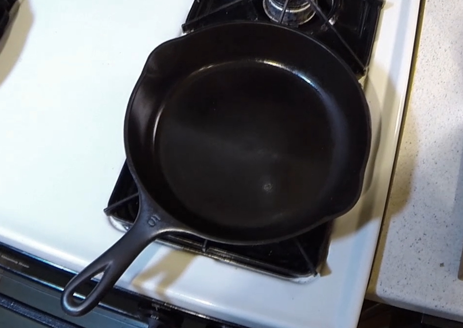 clean-cast-iron-final.mp4 2014-04-02 18-00-54 2014-04-02 18-00-56.jpg
