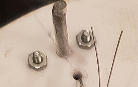 closeup of cable cap.jpg