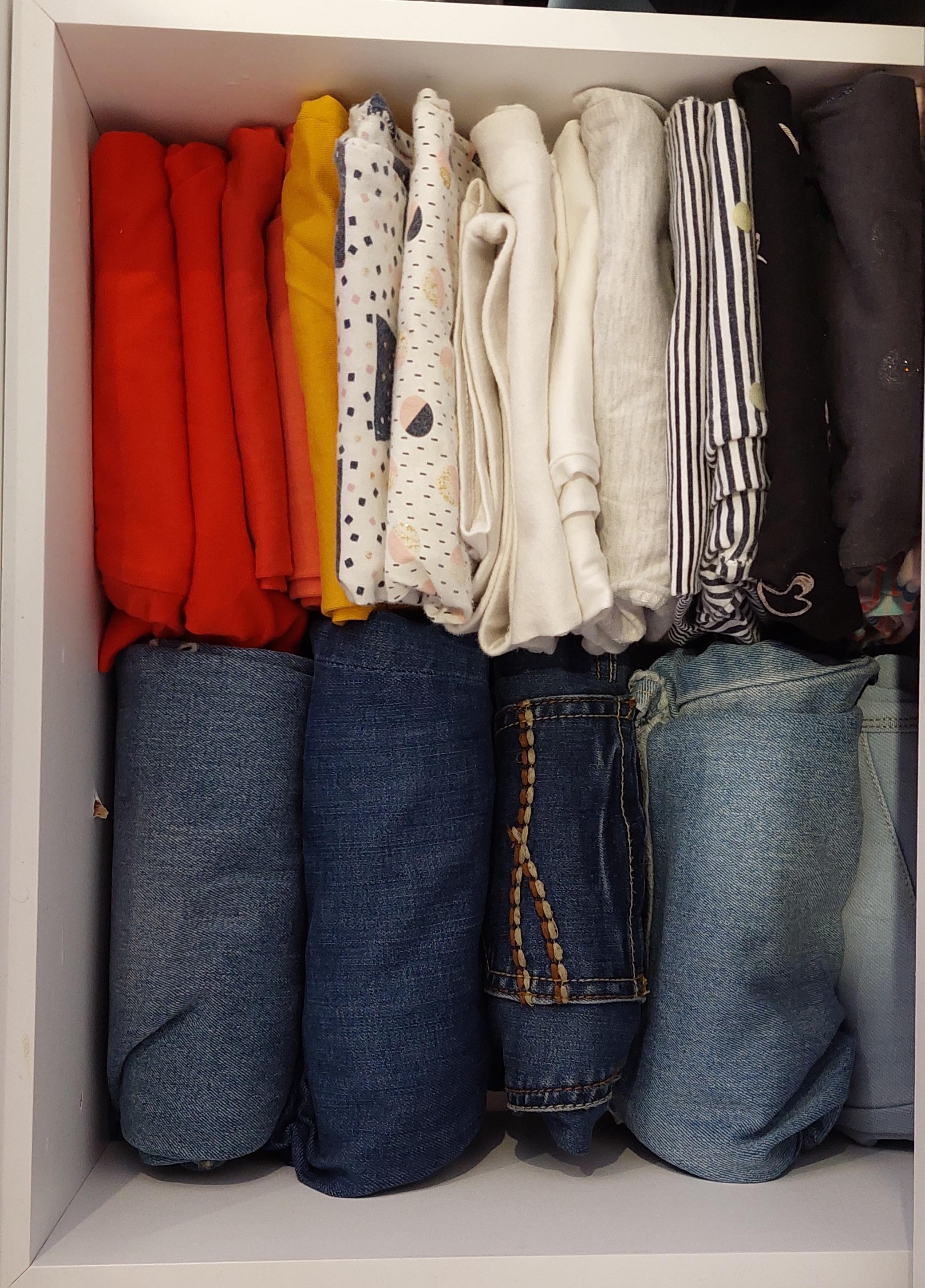 clothes pants organisation.jpg