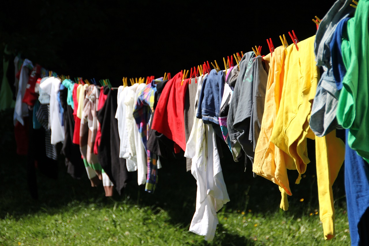 clothes-line-615962_1280.jpg