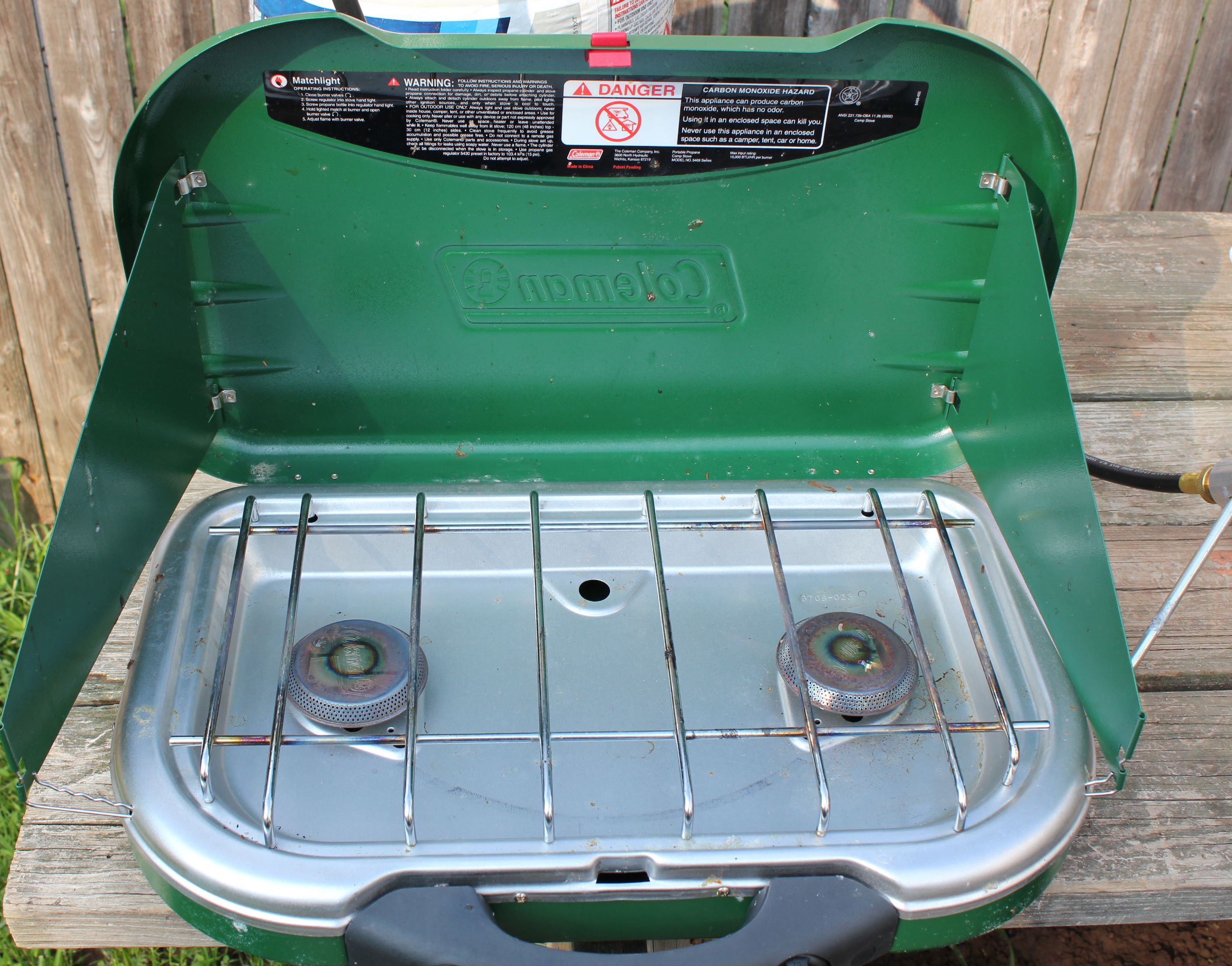 coleman propane stove.JPG