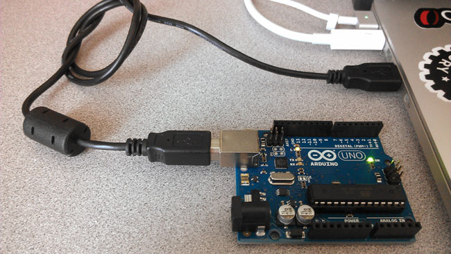 connected-arduino-uno.jpg