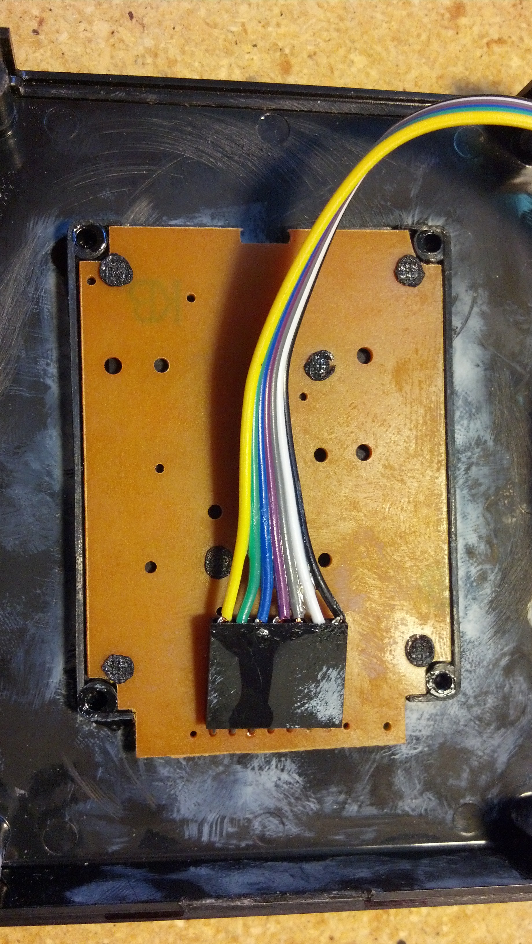 connector on keypad.jpg