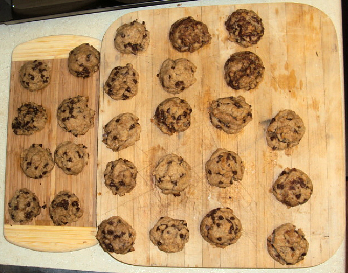 cookiesonwood.jpg