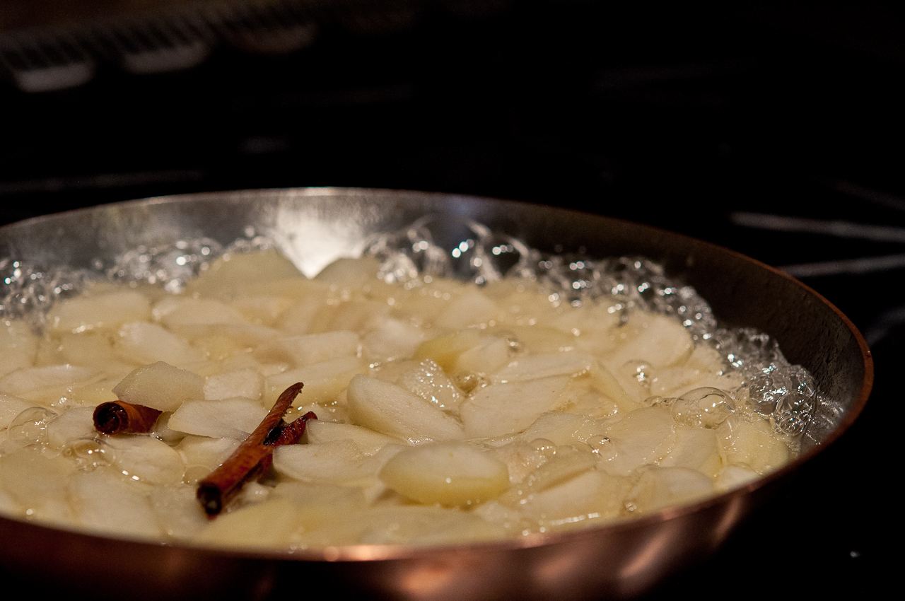 cooking pear filling.jpg