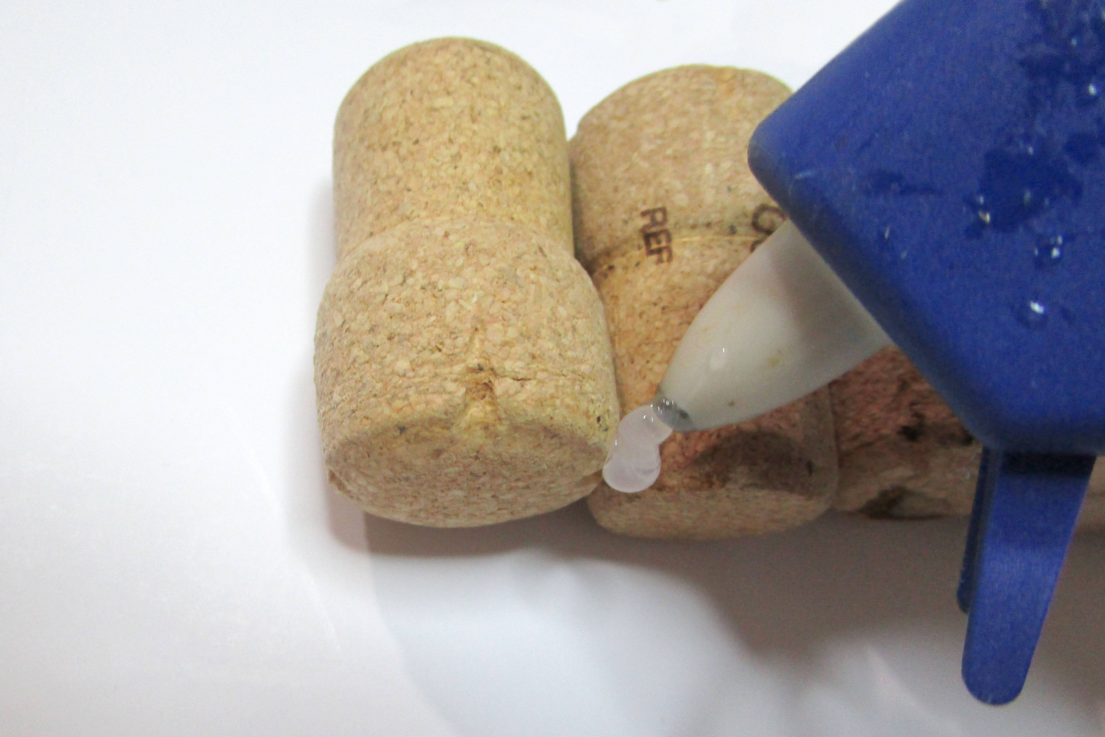 corks01.jpg