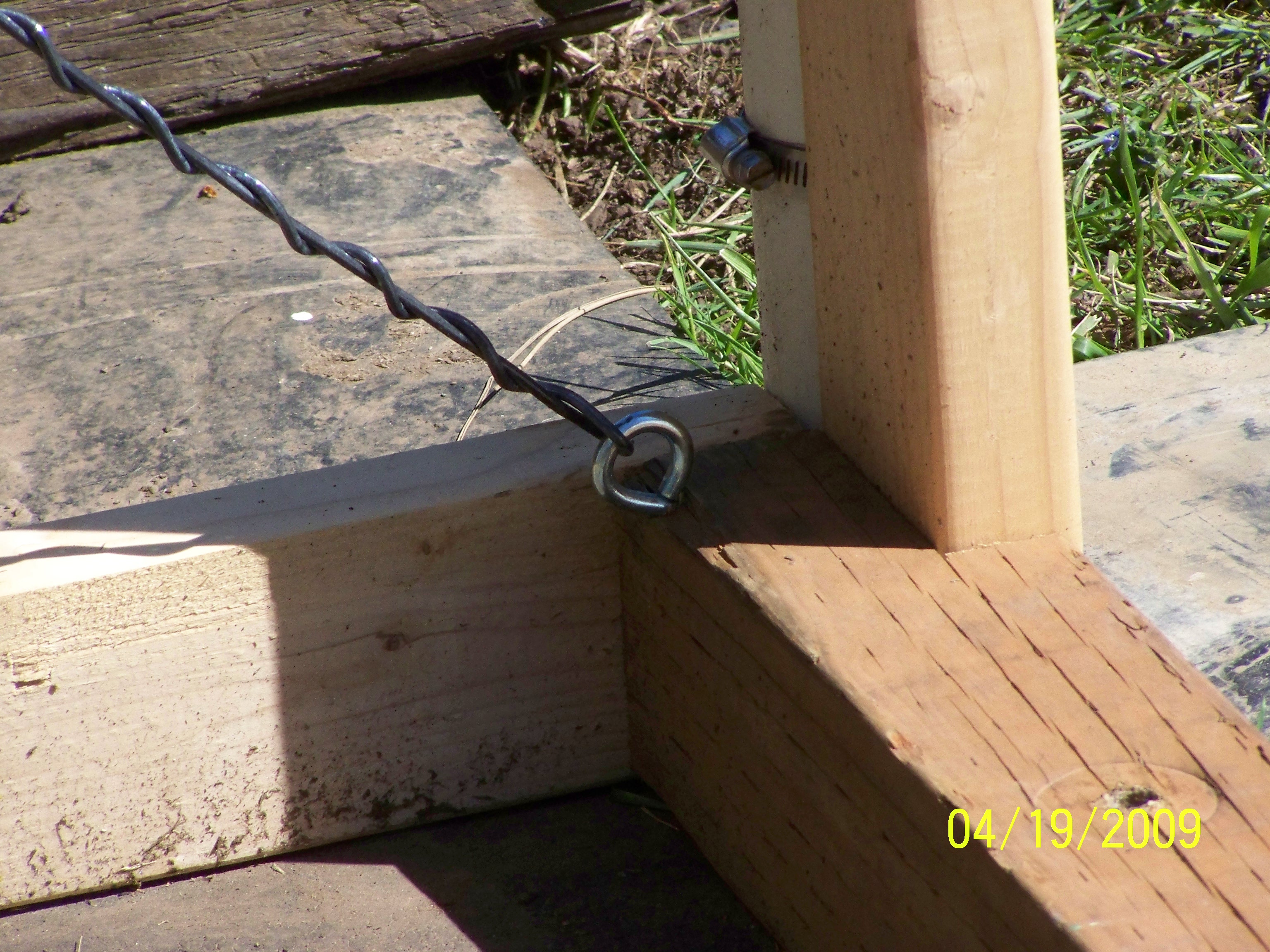 corner with guy wire.JPG