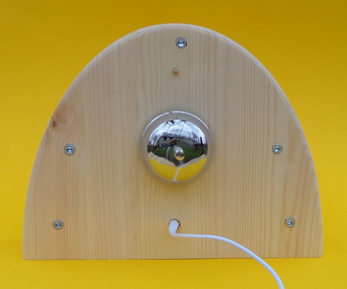 countclock_hours_and_minutes_rear_view_with_power_-_bell_and_button.jpg