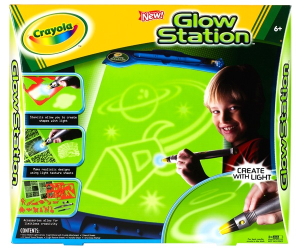 crayola_glow_station_2.jpg