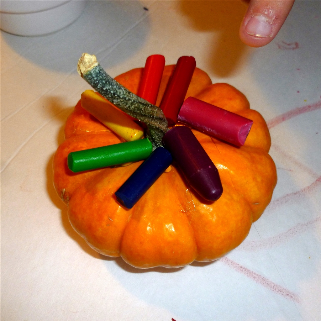 crayon-pumpkins_0015.jpg