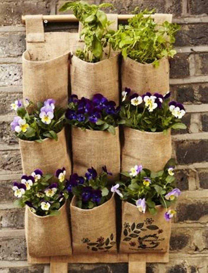 creative-vertical-planter-13.jpg