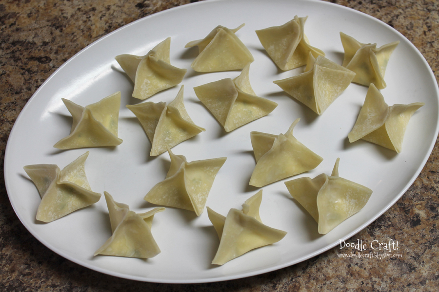 crispy cream cheese and green onion fried wontons snack food (8).JPG