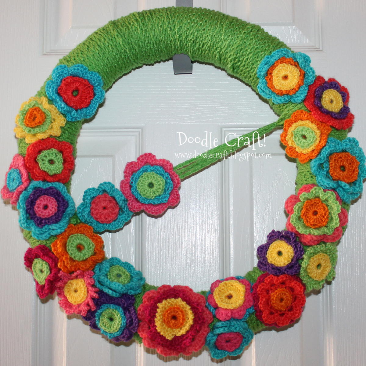 crochet wreath flowers.jpg