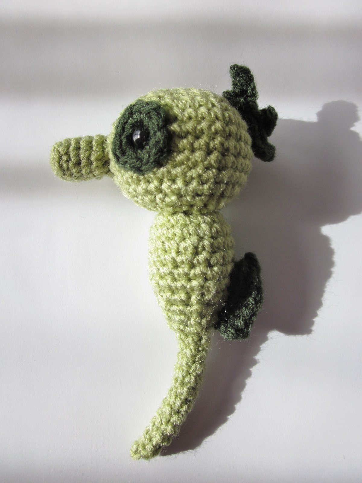 crochet_seahorse1.JPG