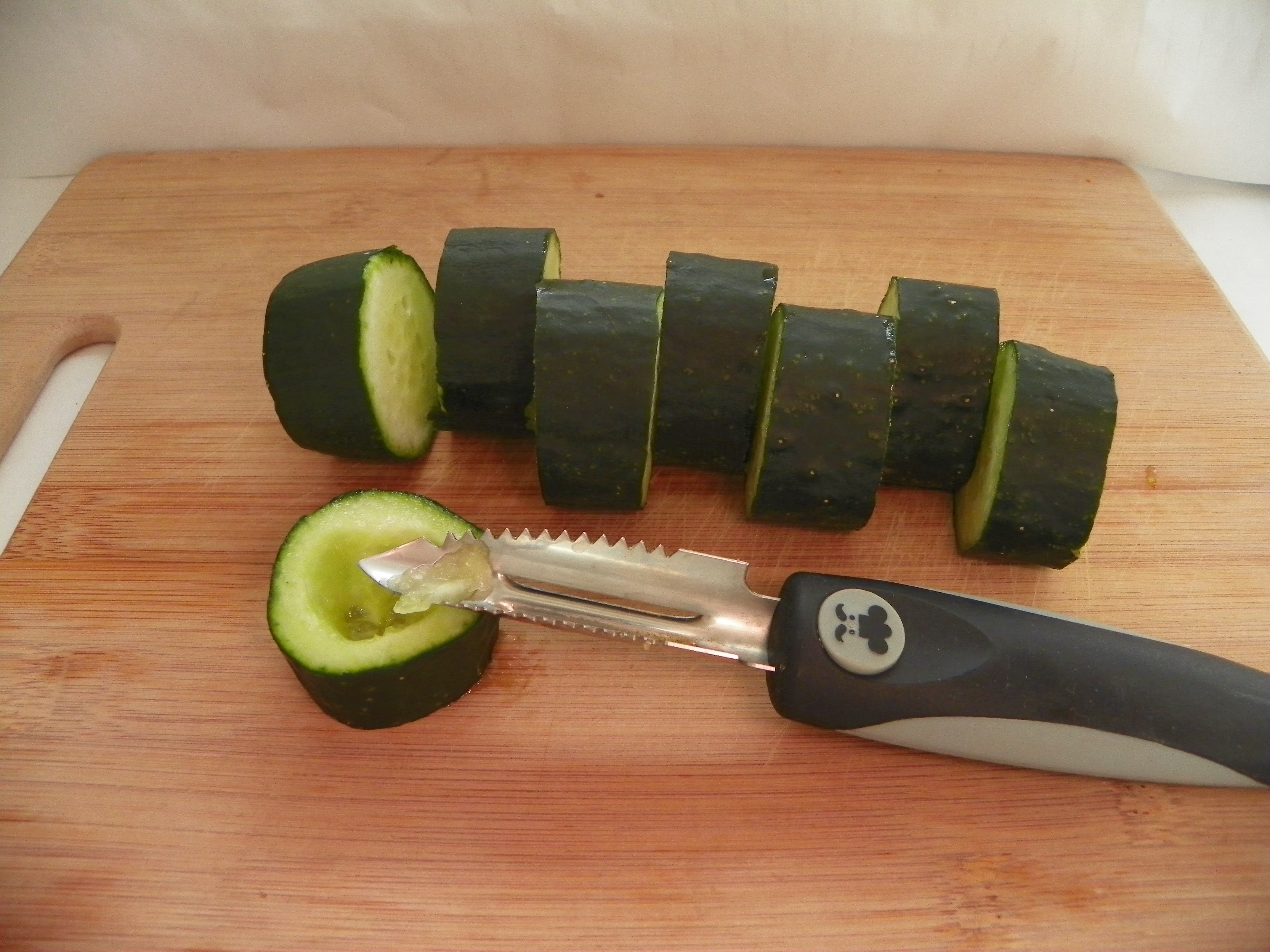 cucumber cups 018.jpg