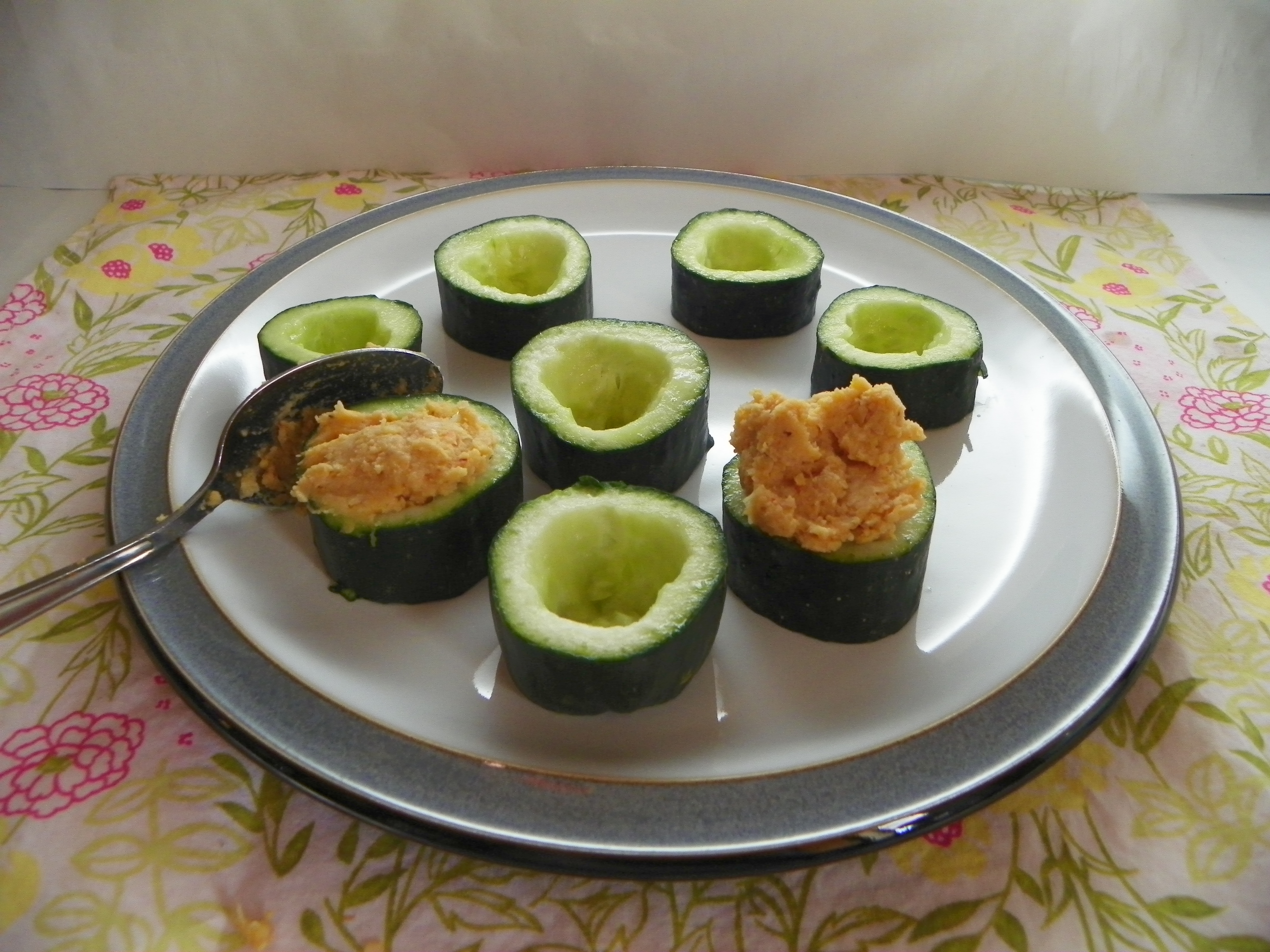 cucumber cups 023.jpg