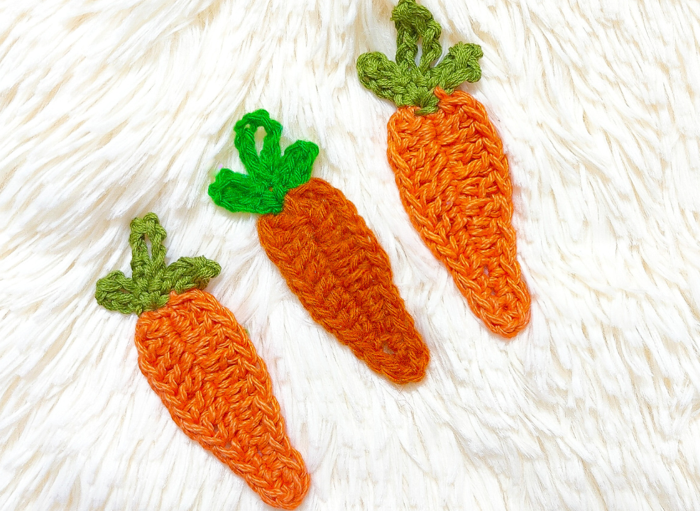 cute crochet carrot applique.png