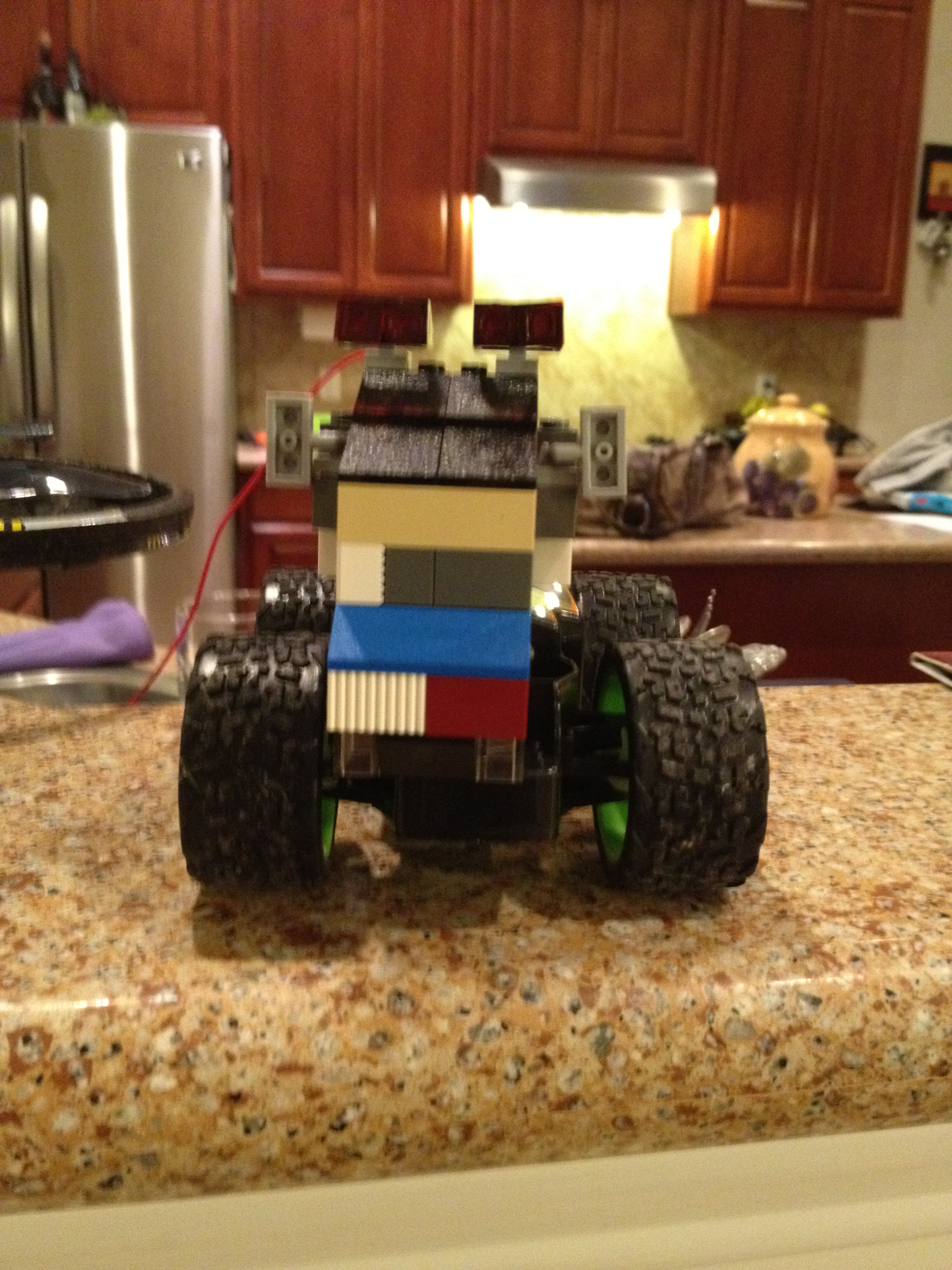 danys lego car 006.jpg