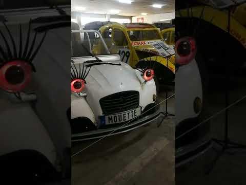 des yeux pour la 2cv