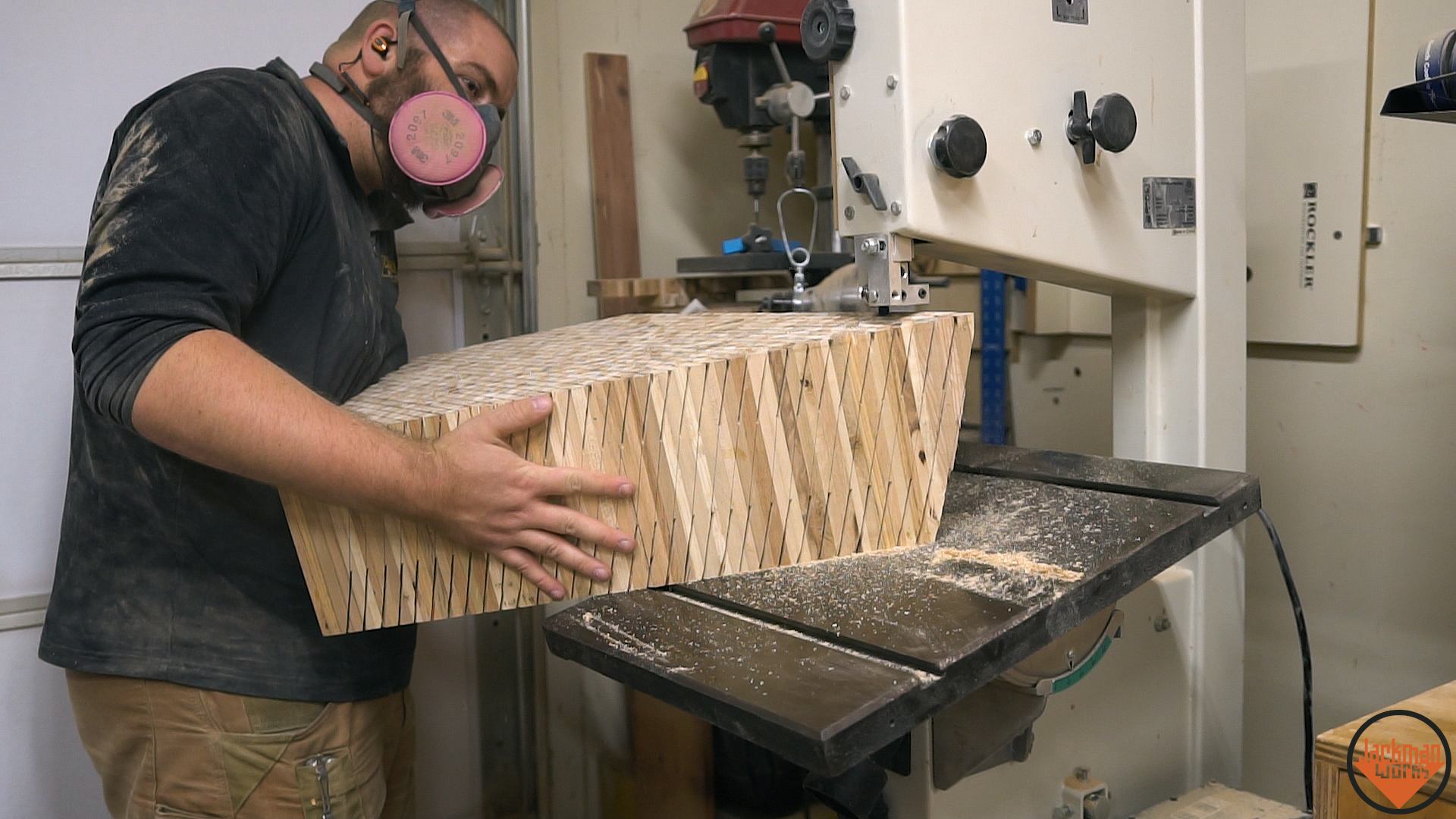 diamond pallet wood coasters 18.jpg