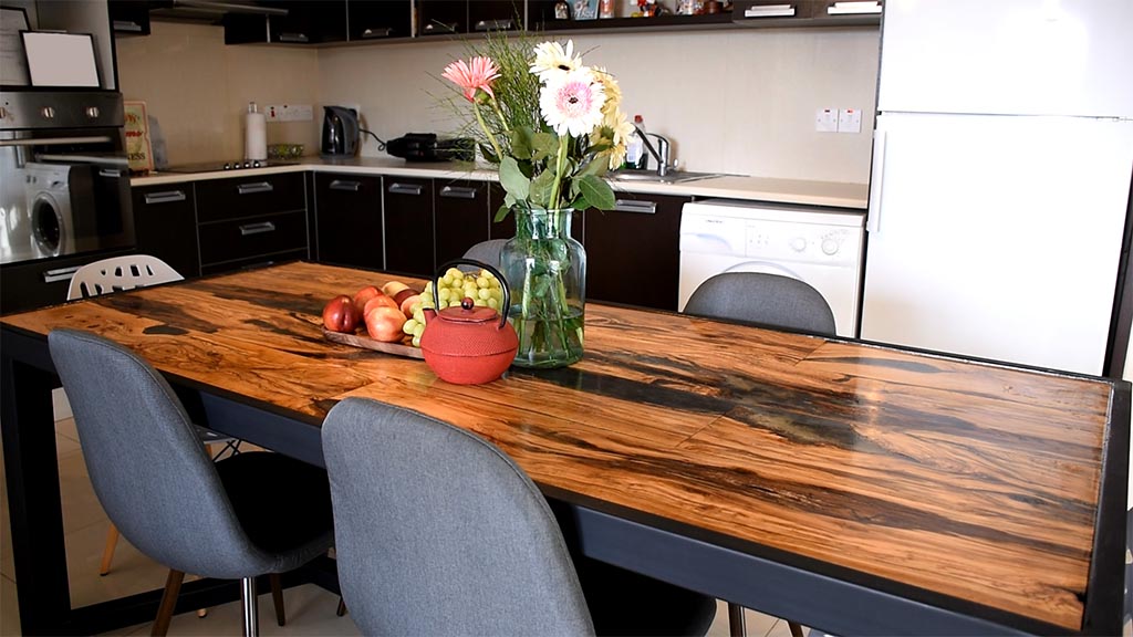 diningtable12.jpg