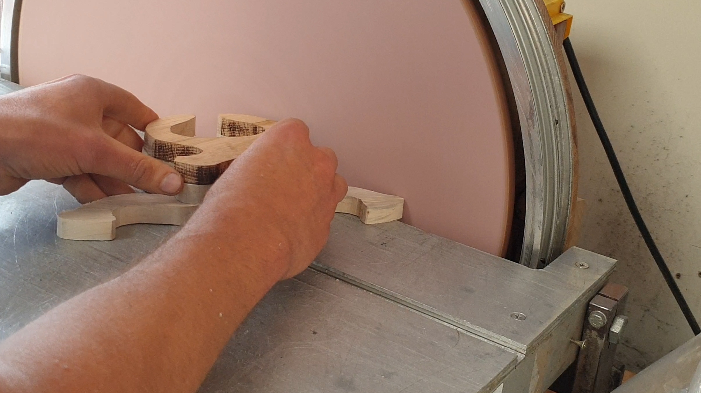 disc sander putting on draught.jpg