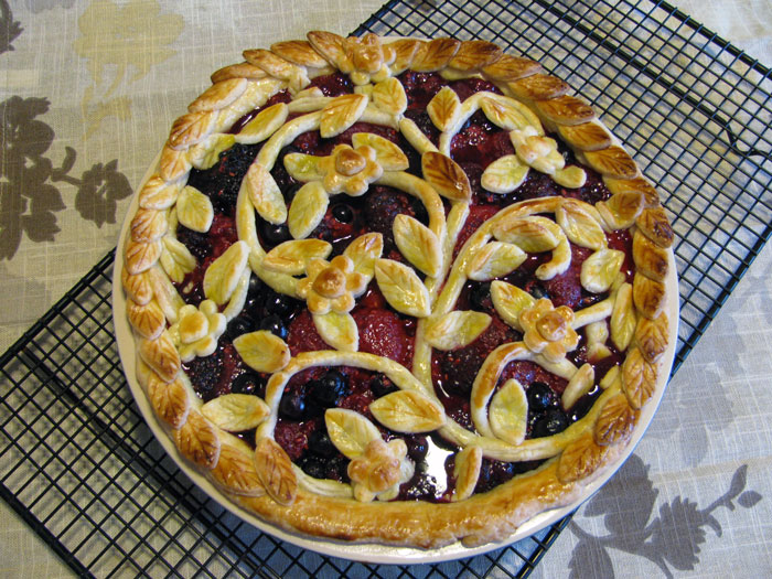 divine_berry_pie31.jpg