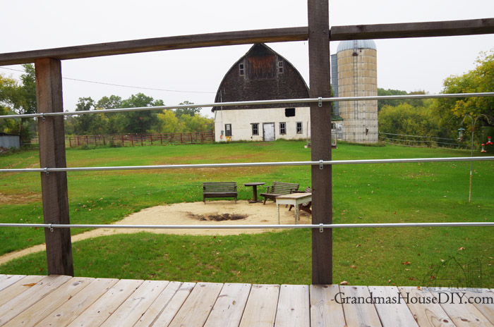 diy-inexpensive-deck-rails-hot-to-outside.jpg