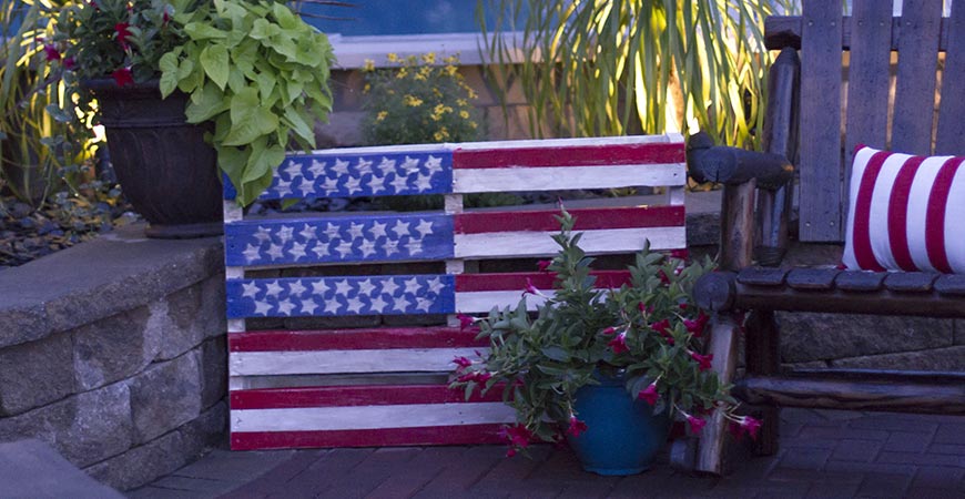 diy-pallet-flag.jpg