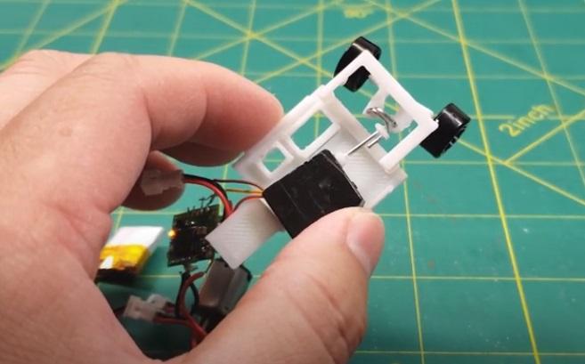 diy-rc-car-steering-servo-closeup.jpg