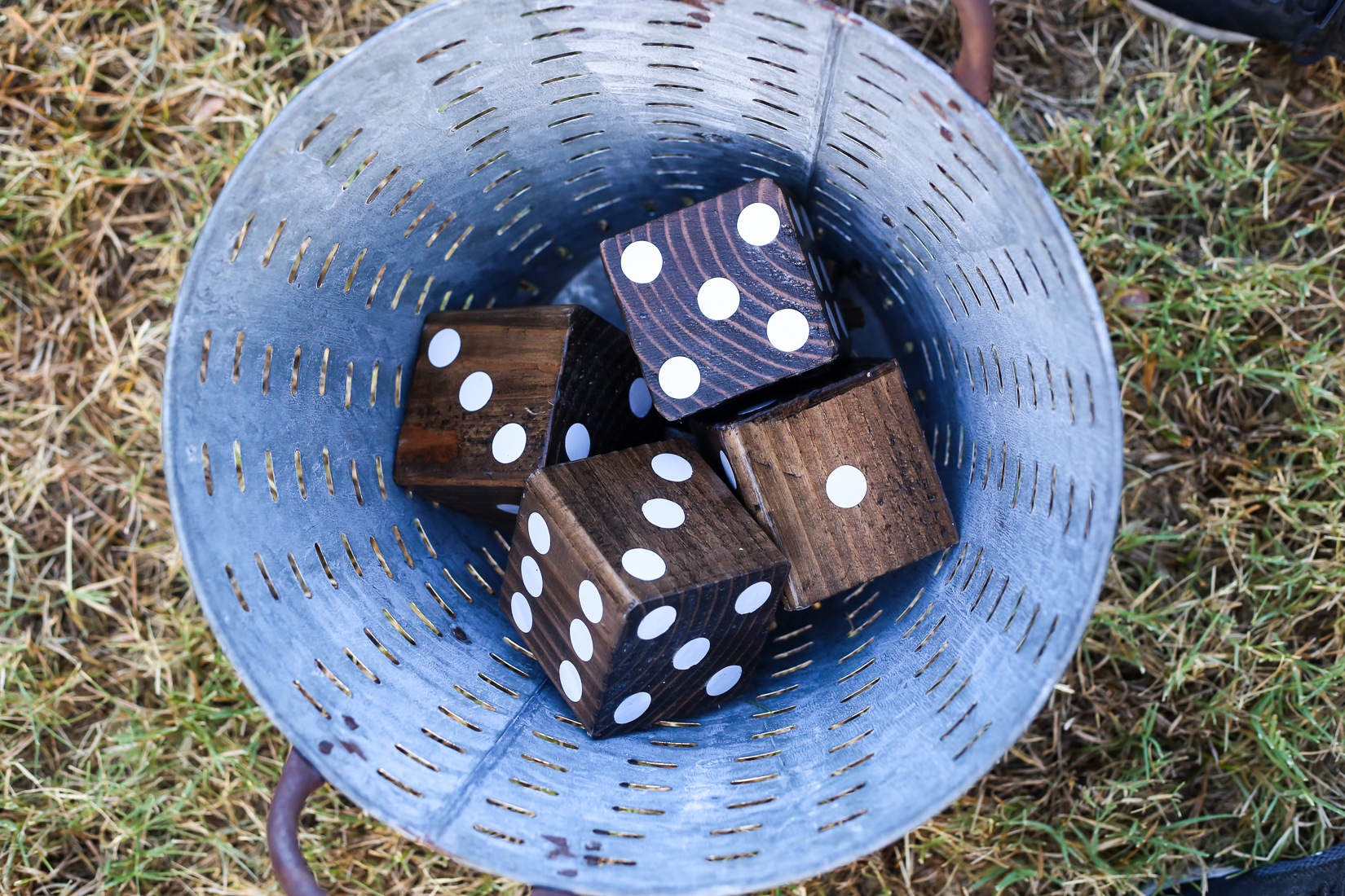 diy-yard-dice (1 of 11).jpg